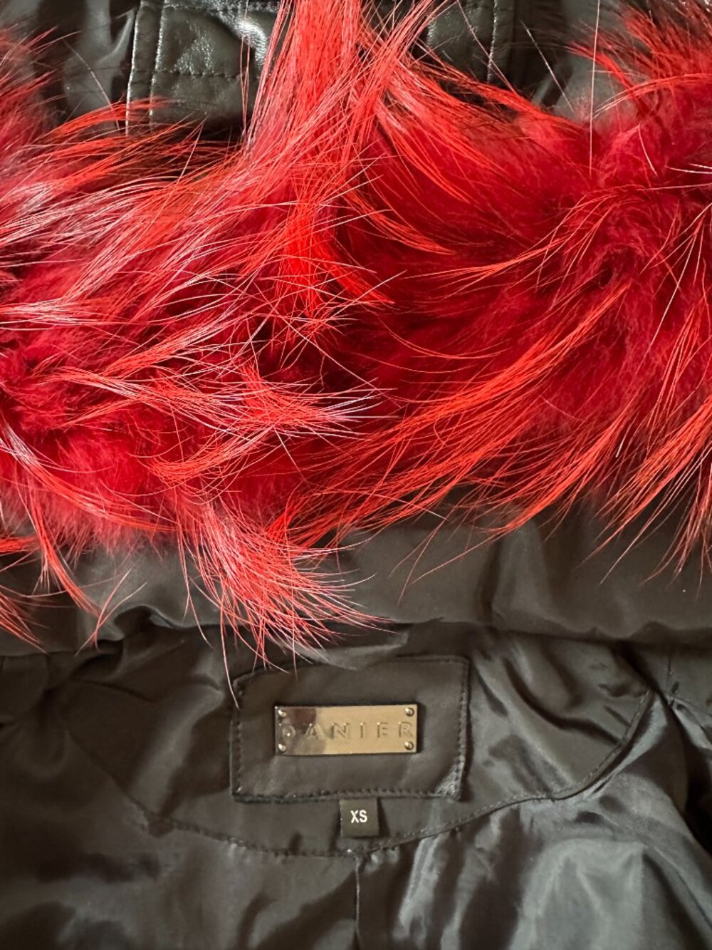π₯ Stunning Danier Winter Jacket β Black with Real Fur Trim & Leather Sleeves π₯ - Picture 5 of 11